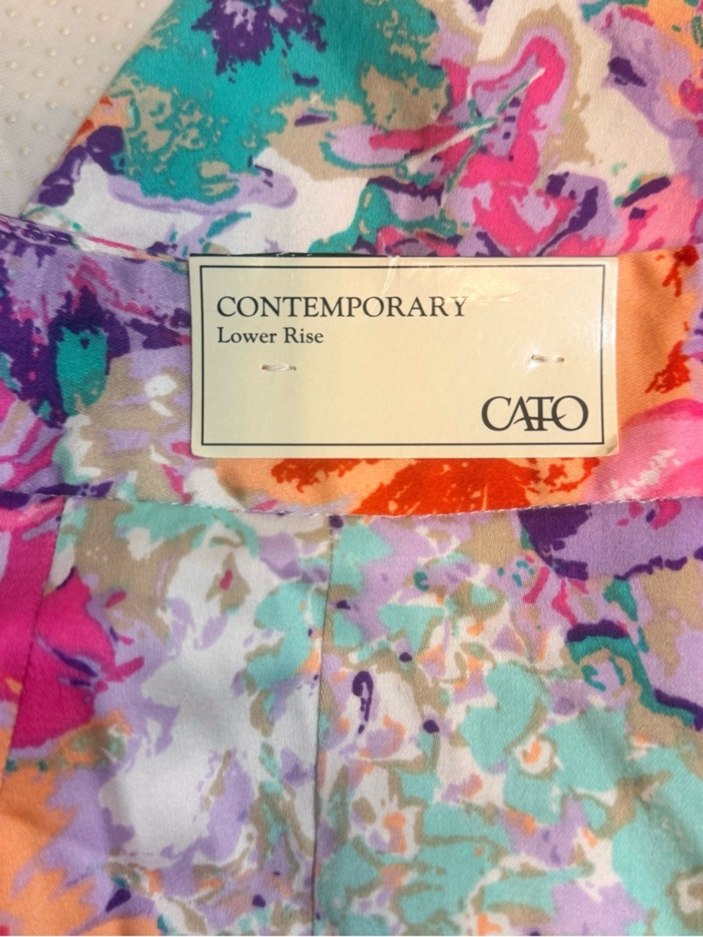 NWT Cato Floral Cropped Pants in Pink, Purple, Teal and Orange - Picture 6 of 9